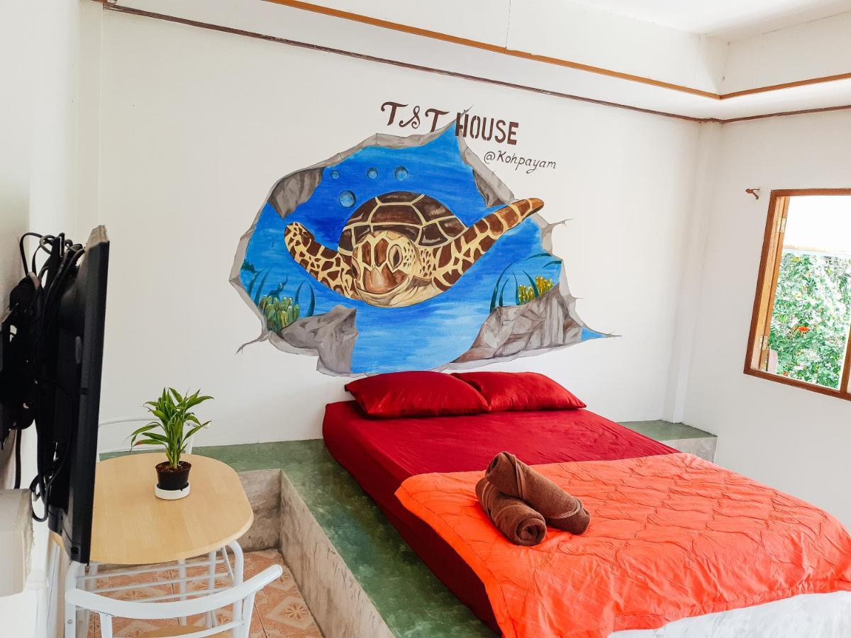 T And T House (Adults Only) Hotel เกาะพยาม ภายนอก รูปภาพ